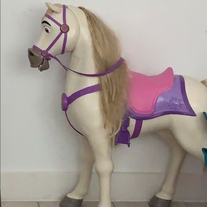 Meet your Posher, Janet